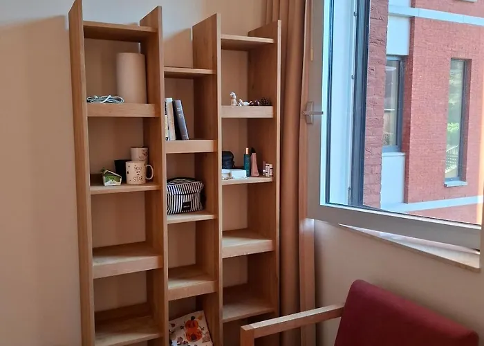 On Vaartstraat For Ku Students *